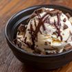 Producto Joytopping Stracciatella — sirope topping crema y chocolate para decoración de helados
